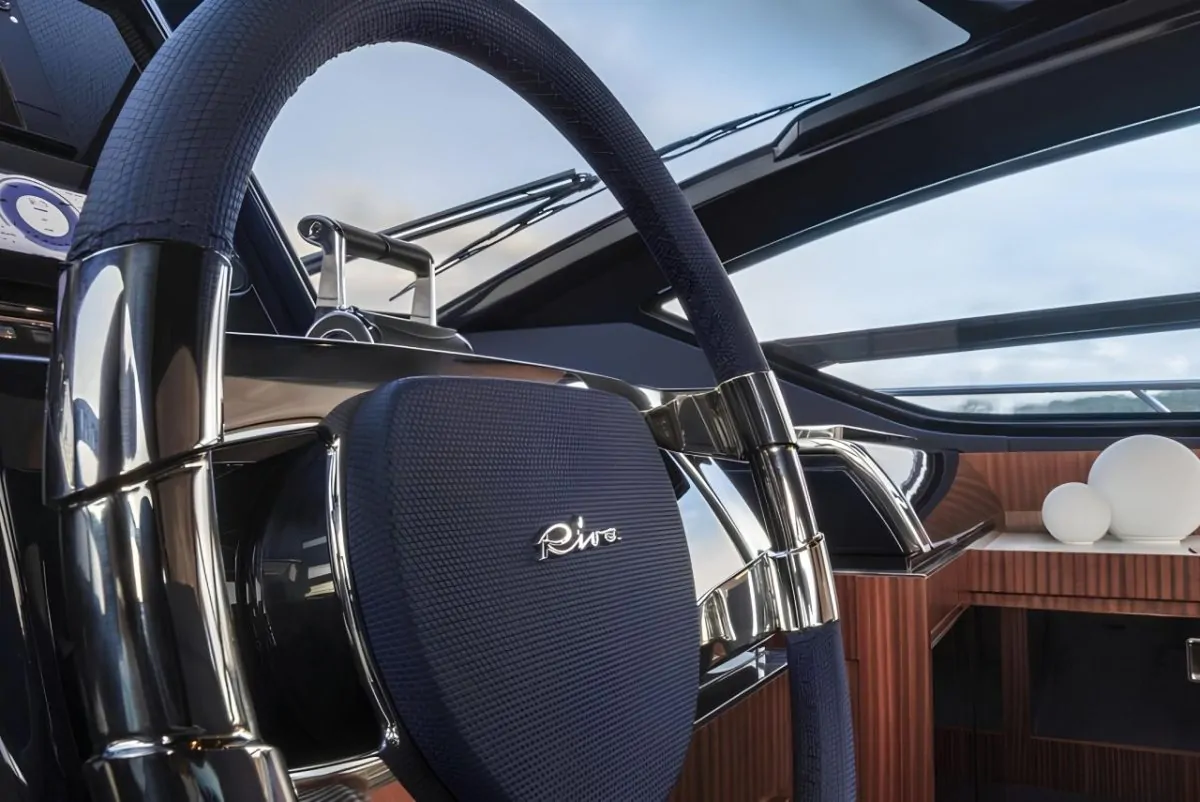 RIVA 66